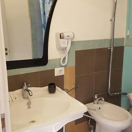 Matisse Bed & Breakfast 4*